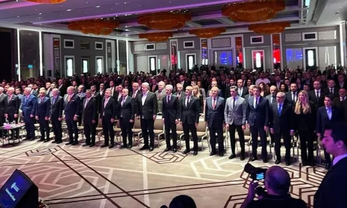 “HİB ve 2022 Yılı İhracat Şampiyonları” ödülleri sahiplerini buldu